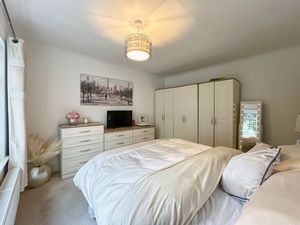 Photo 43- click for photo gallery